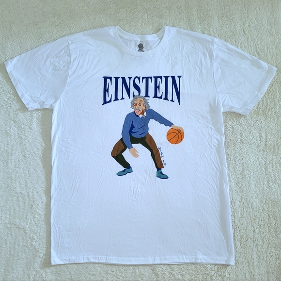 Einstein Dribbling⛹️♂️ Basketball🏀 Graphic Tee👕 - NWOT - Picture 7 of 10